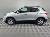 Used 2019 Chevrolet Trax LT w/ LT Convenience Package image 3