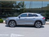 Used 2020 Volkswagen Atlas Cross Sport SEL R-Line image 2
