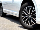 Certified 2020 Volkswagen Jetta SE w/ SE Cold Weather Package image 2