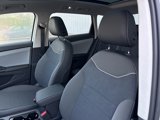 Used 2024 Volkswagen Taos SE w/ Panoramic Sunroof Package image 4