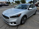 Used 2017 Kia Cadenza Premium image 4