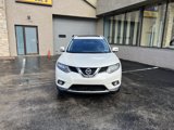 Used 2016 Nissan Rogue SV w/ SV Premium Package image 2