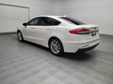 Used 2020 Ford Fusion SE image 5
