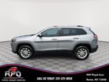 Used 2019 Jeep Cherokee Latitude w/ Cold Weather Group image 2