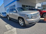 Used 2017 Chevrolet Suburban LT image 2
