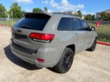 Used 2020 Jeep Grand Cherokee Altitude image 3
