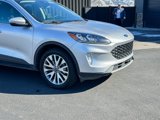 Used 2020 Ford Escape Titanium image 3