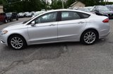 Used 2017 Ford Fusion SE w/ Fusion SE Technology Package image 5