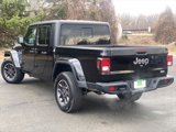 Certified 2023 Jeep Gladiator Overland image 5