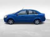 Used 2010 Chevrolet Aveo LT w/ Power and Convenience Package image 4