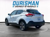 Used 2020 Nissan Kicks SV image 4