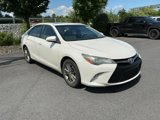 Used 2016 Toyota Camry SE image 3