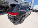 Used 2017 Jeep Grand Cherokee Limited image 5