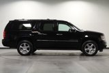 Used 2014 Chevrolet Suburban LTZ image 3