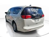 Used 2023 Chrysler Voyager LX image 5