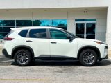 Used 2023 Nissan Rogue S image 3