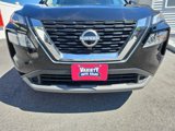 Used 2023 Nissan Rogue SV image 2