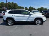 Used 2018 Jeep Cherokee Limited w/ Luxury Group image 2