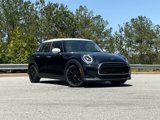 Used 2024 MINI Cooper 4-Door Hardtop image 2