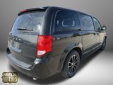 Used 2016 Dodge Grand Caravan SXT w/ Security Group image 6