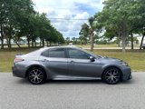 Used 2021 Toyota Camry SE image 2