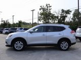Used 2015 Nissan Rogue SV w/ SV Premium Package image 4