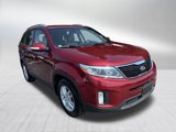 Used 2015 Kia Sorento LX image 3