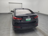 Used 2017 Hyundai Elantra SE image 6