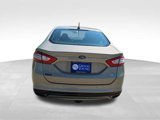 Used 2015 Ford Fusion SE w/ Equipment Group 202A image 5