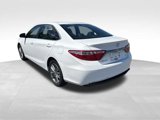 Used 2015 Toyota Camry SE image 3