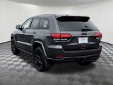 Used 2017 Jeep Grand Cherokee Altitude image 4