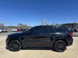 Used 2020 Jeep Grand Cherokee Altitude image 2