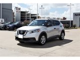 Used 2020 Nissan Kicks S image 2