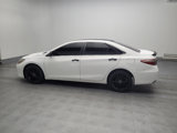 Used 2016 Toyota Camry SE image 3