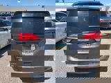 Used 2017 Chrysler Pacifica Touring image 4
