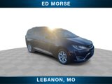 Used 2017 Chrysler Pacifica Touring-L Plus w/ Tire & Wheel Group image 2