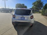 Used 2017 Jeep Renegade Latitude image 3