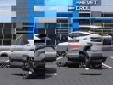 New 2025 Chevrolet Trax RS w/ Sunroof Package image 3