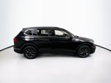 Used 2022 Volkswagen Tiguan SE image 4
