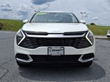 Used 2023 Kia Sportage LX image 3