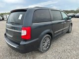 Used 2014 Chrysler Town & Country Touring-L w/ Driver Convenience Group image 5