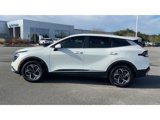 Used 2023 Kia Sportage LX image 5