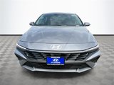 New 2025 Hyundai Elantra SEL image 2