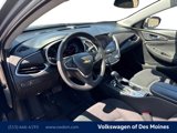 Used 2023 Chevrolet Malibu LT image 2