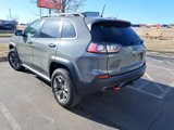 Used 2019 Jeep Cherokee Trailhawk image 3