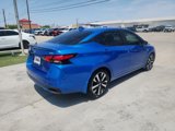 Used 2022 Nissan Versa SR image 4