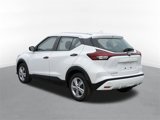 Used 2022 Nissan Kicks S image 4