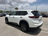 Used 2024 Nissan Rogue S image 4