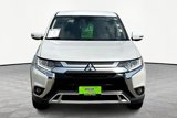 Used 2020 Mitsubishi Outlander SE image 2