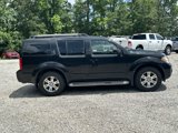 Used 2010 Nissan Pathfinder SE w/ SE Premium Journey Pkg image 2